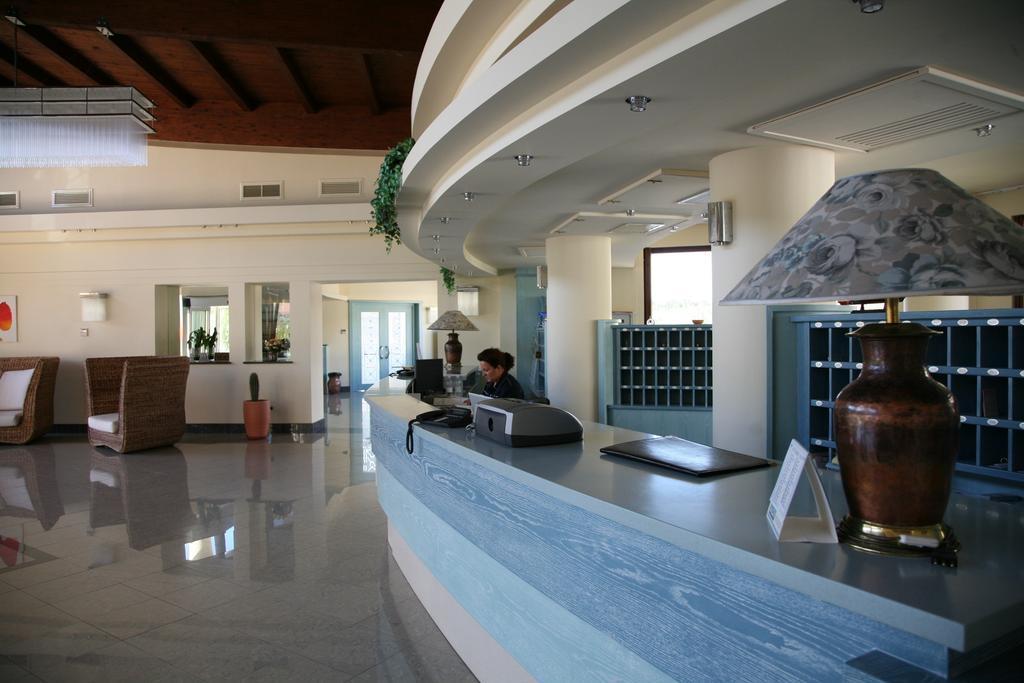ויבו ולנטיה Hotel Resort Lido Degli Aranci מראה חיצוני תמונה