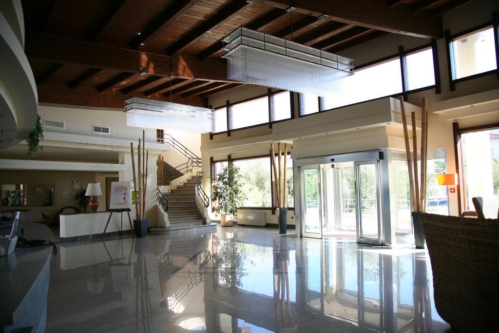 ויבו ולנטיה Hotel Resort Lido Degli Aranci מראה חיצוני תמונה